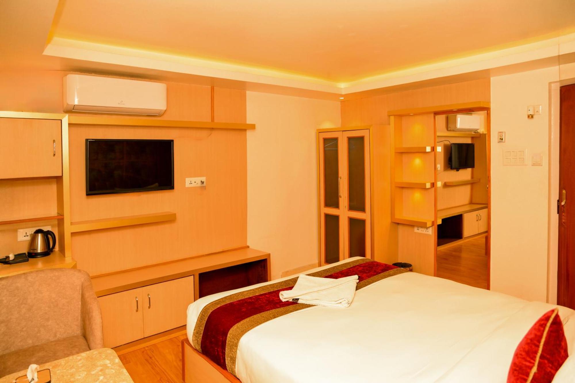 Hotel Elegant Kathmandu Inn Ngoại thất bức ảnh