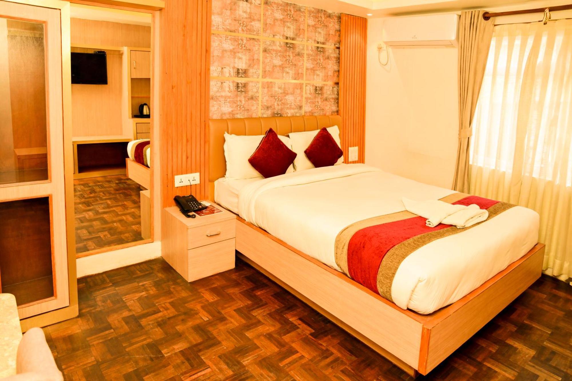 Hotel Elegant Kathmandu Inn Ngoại thất bức ảnh