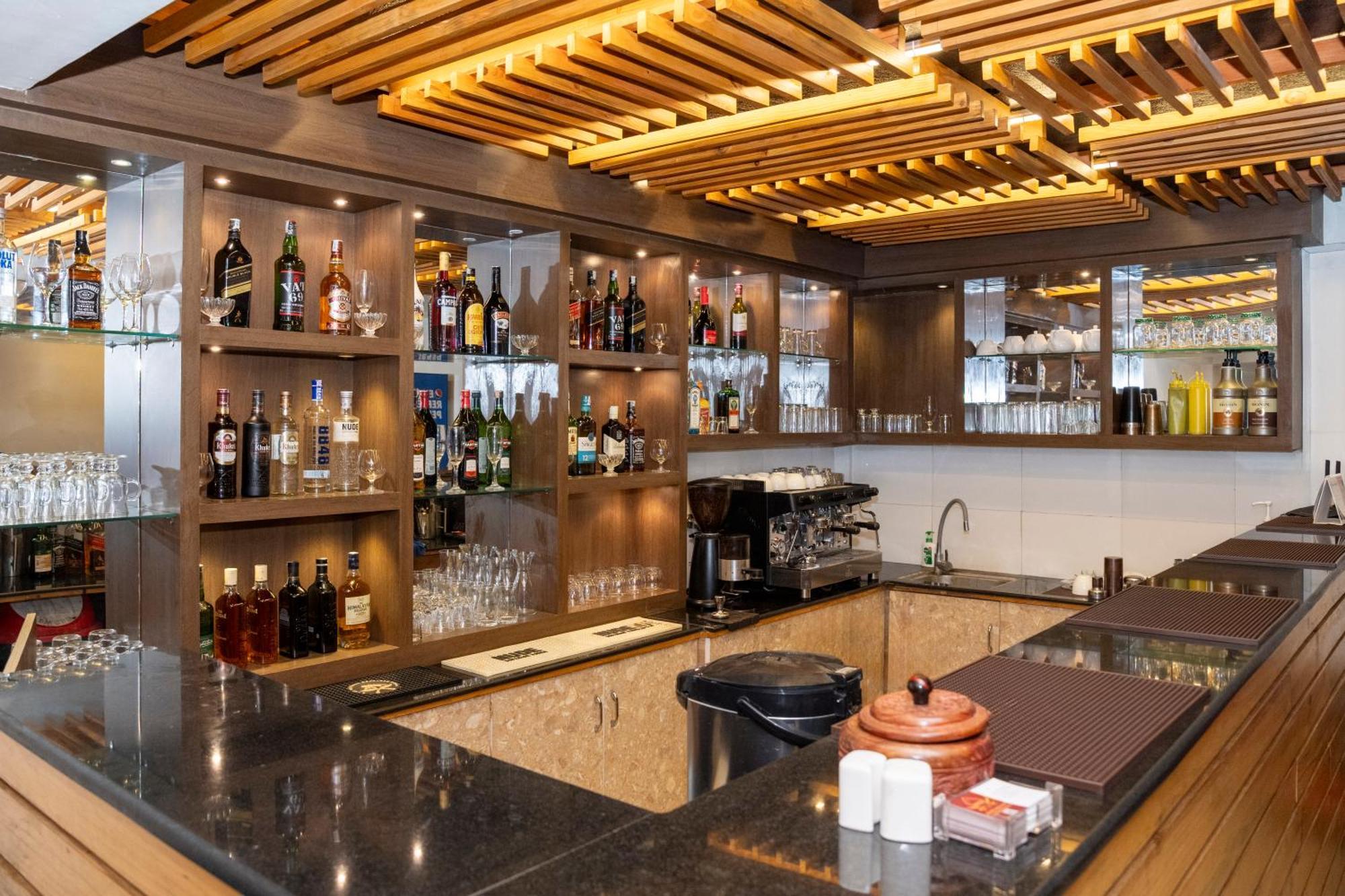 Hotel Elegant Kathmandu Inn Ngoại thất bức ảnh